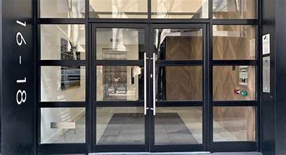 aluminium shopfront